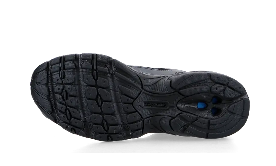 New Balance 530 Black Dark Grey sole