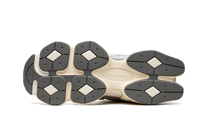 New Balance 9060 Driftwood Stone Pink Sea Salt sole