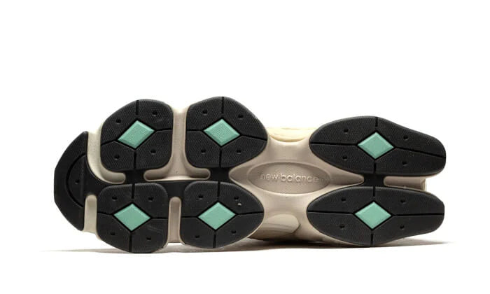 New Balance 9060 Sea Salt sole