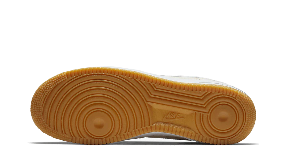 Nike Air Force 1 Low Premium Light Cream Gum sole