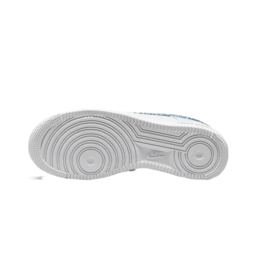 Nike Air Force 1 Low '07 Essential White Worn Blue Paisley soe