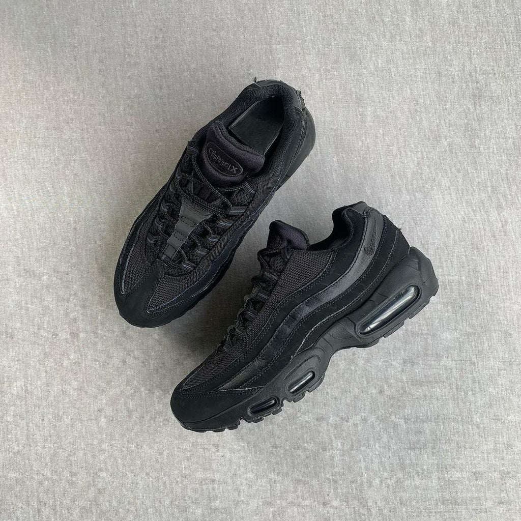 Nike Air Max 95 Essential Triple Black - SKU: CI3705-001