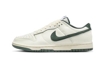 Nike Dunk Low Athletic Department Deep Jungle lateral