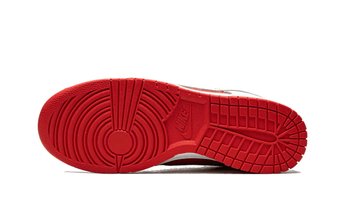 Nike Dunk Low Championship Red sole