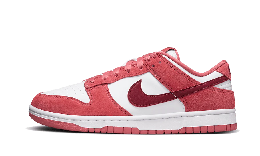 Nike Dunk Low Valentine's Day lateral