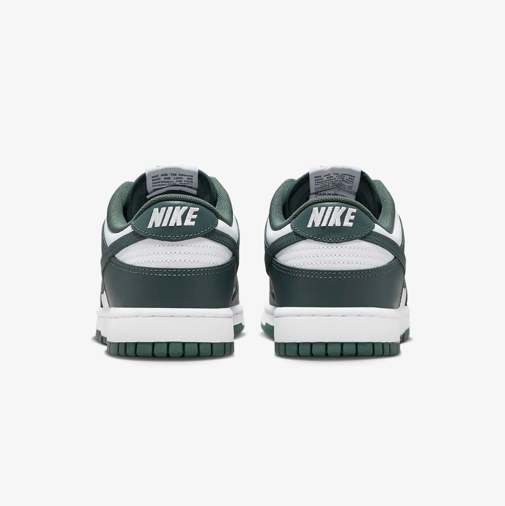 NikeDunkLowVintageGreenback