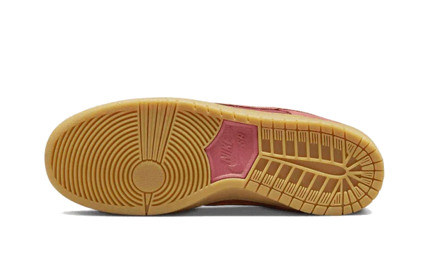 Nike SB Dunk Low Adobe