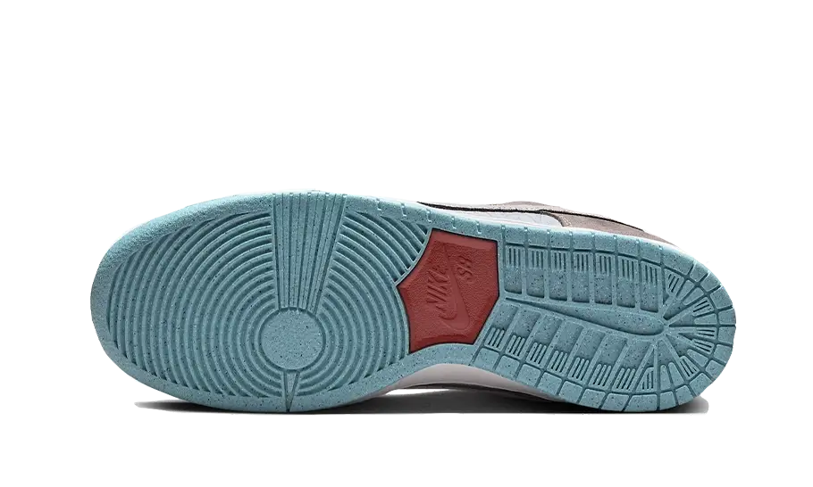 Nike SB Dunk Low Big Money Savings sole