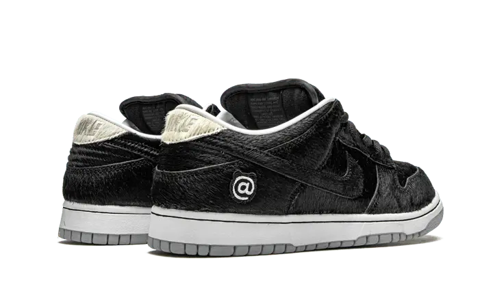 Nike SB Dunk Low Medicom Toy back