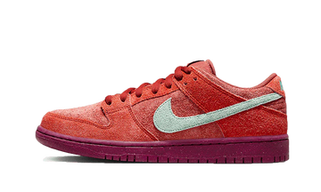 Nike SB Dunk Low Mystic Red Rosewood lateral