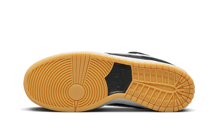 Nike SB Dunk Low Pro Black Gum sole