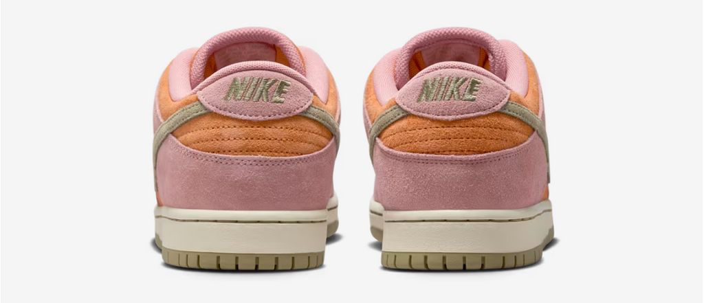 Nike SB Dunk Low Red Stardust