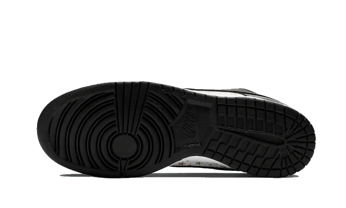 Nike SB Dunk Low Supreme Stars Black sole