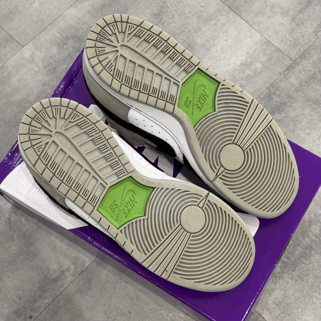 Nike SB Dunk Low Chlorophyll (43) - Usado