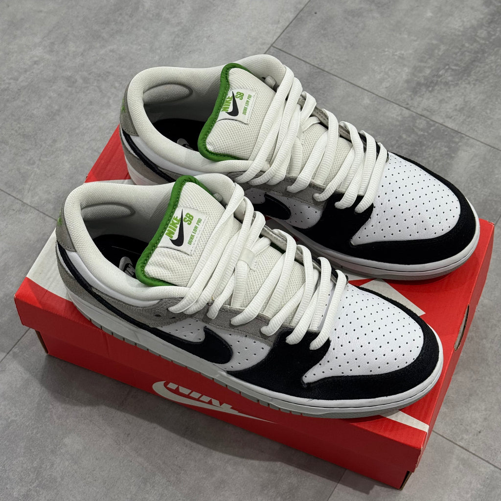 Nike SB Dunk Low Chlorophyll (44) - Usado