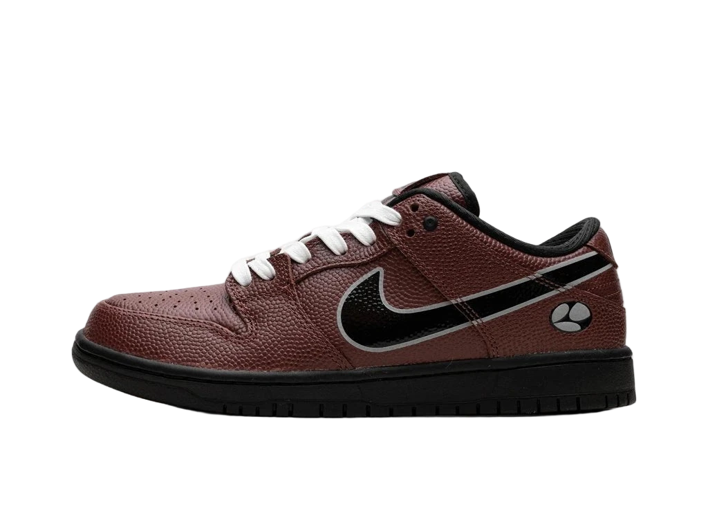 Nike SB Dunk Low Limosine Skateboards