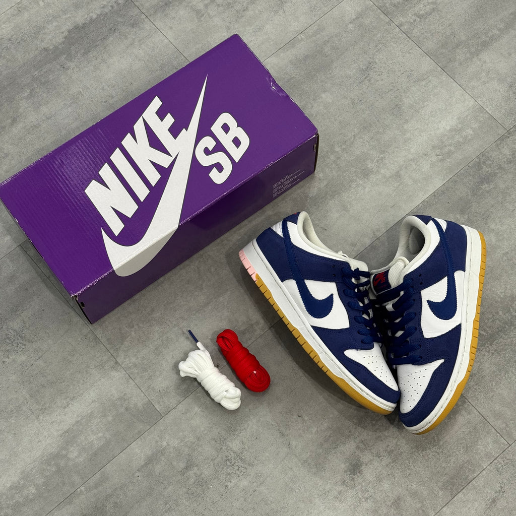 Nike SB Dunk Low Los Angeles Dodgers (40.5) - Usado