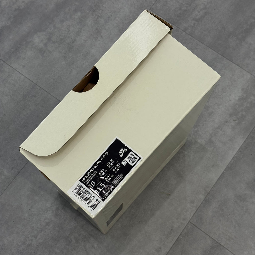 Nike SB Dunk Low x Albino & Preto 'Fossil' (44) - Usado