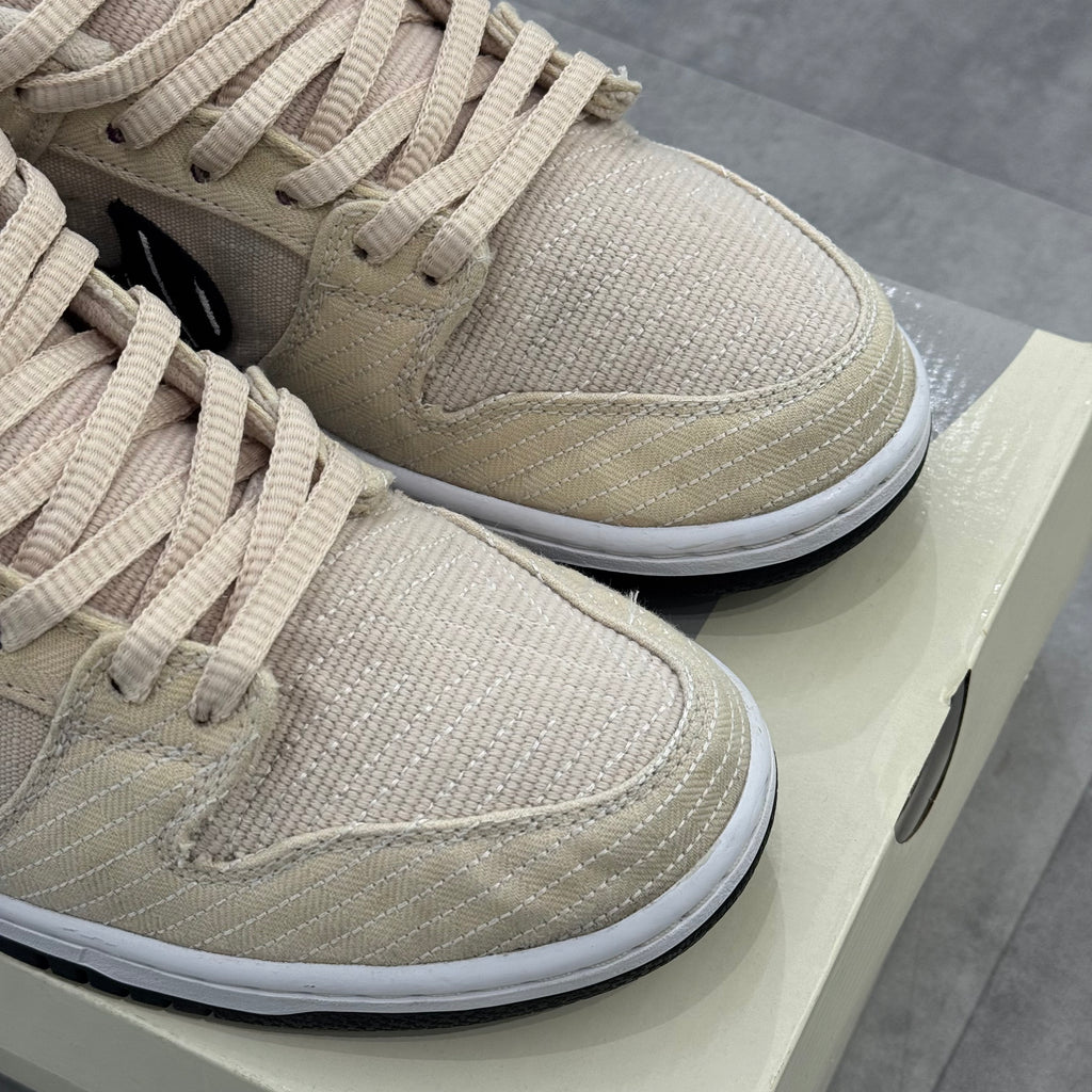 Nike SB Dunk Low x Albino & Preto 'Fossil' (44) - Usado