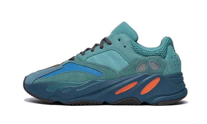 Yeezy Boost 700 Faded Azure lateral image