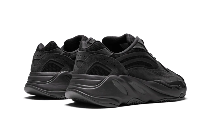 Yeezy Boost 700 V2 Vanta back image
