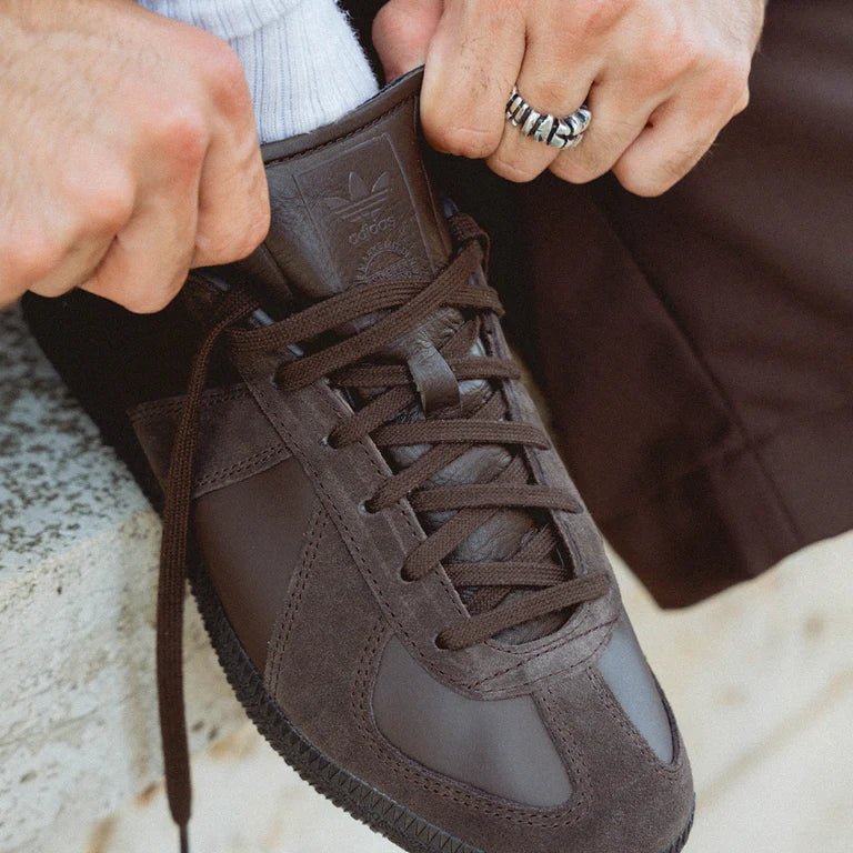 Adidas BW Army Dark Brown Night Brown JR2003 – sneaker autêntico da CollectKicks