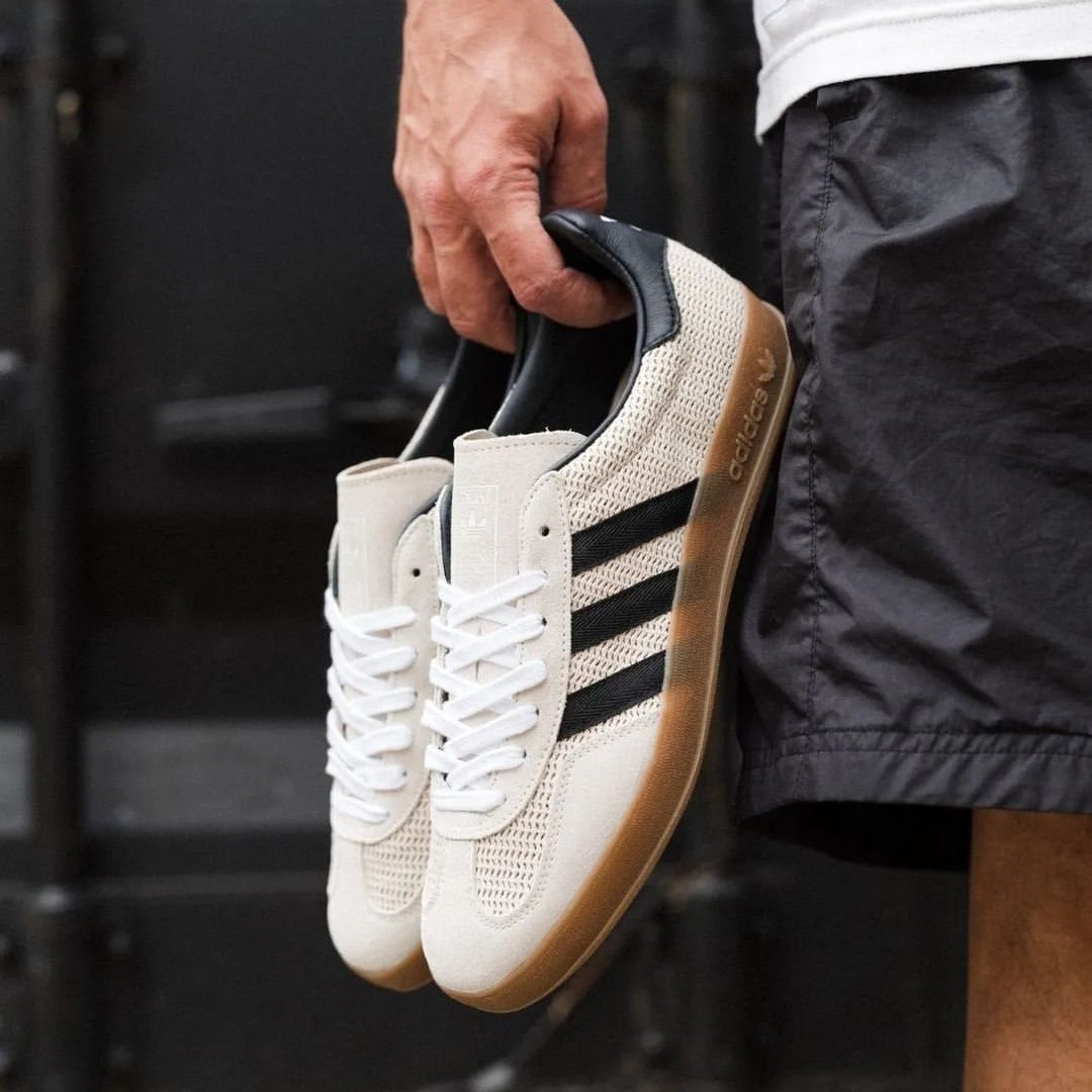 Adidas Gazelle Indoor Aluminum Core Black – CollectKicks