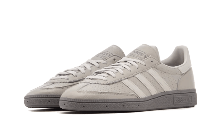 Adidas Handball Spezial Triple Grey IE9840 – sneaker autêntico da CollectKicks