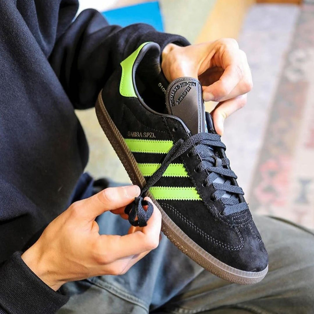 Adidas Samba Deco SPZL Black Lucid Lime  – sneaker autêntico da CollectKicks