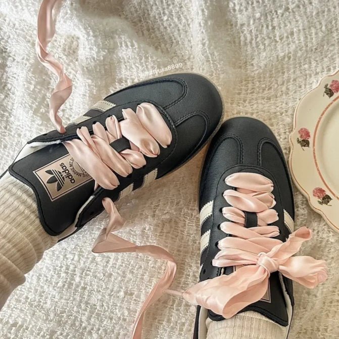 Adidas Samba OG Black Pink Ribbon Laces  – sneaker autêntico da CollectKicks
