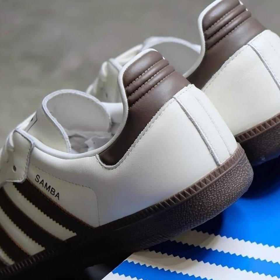 Adidas Samba OG Off White Earth Strata  – sneaker autêntico da CollectKicks