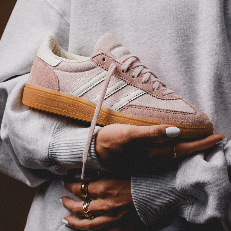 Adidas Handball Spezial Sandy Pink - SKU: IG1977 on feet