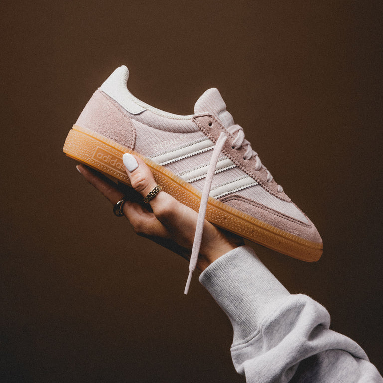 Adidas Handball Spezial Sandy Pink - SKU: IG1977 on feet