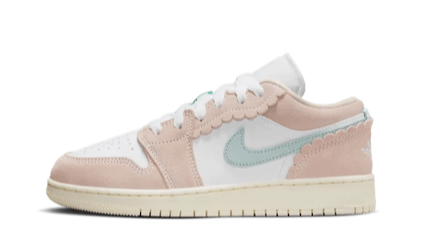 Air Jordan 1 Low Scalloped Edge Guava  – sneaker autêntico da CollectKicks