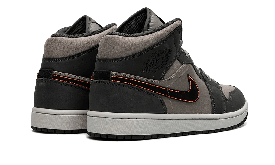 Air Jordan 1 Mid SE Night Stadium FQ8338-017 – sneaker autêntico da CollectKicks