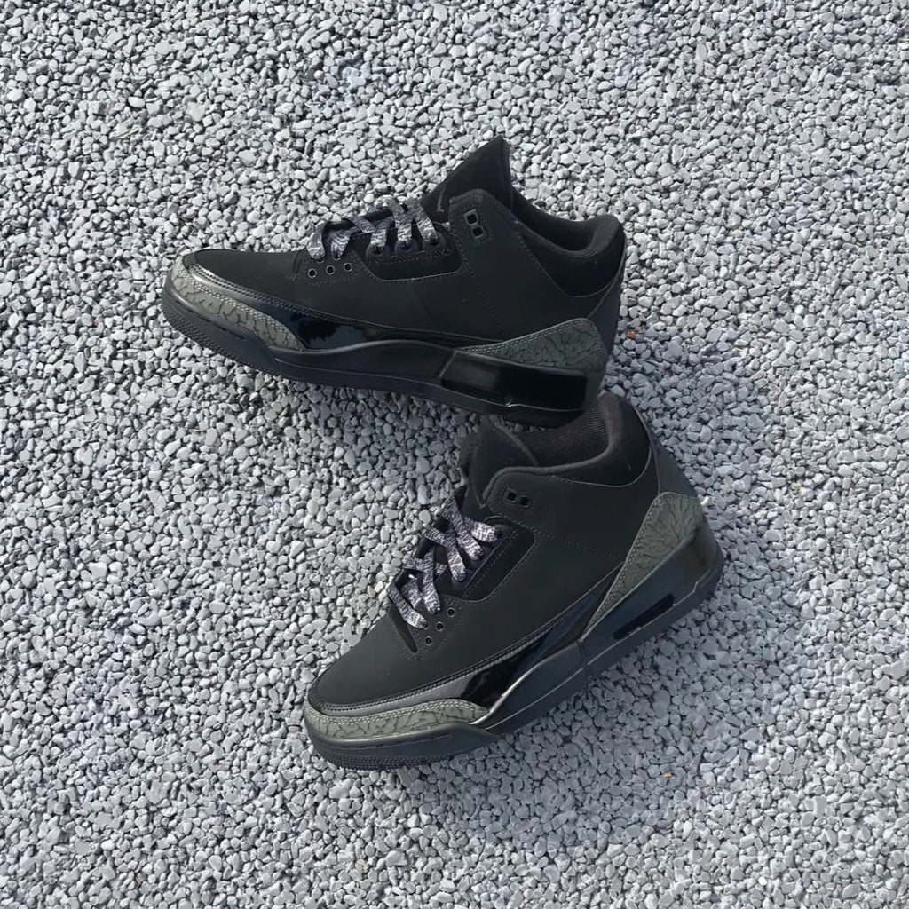Air Jordan 3 Retro Black Cat  – sneaker autêntico da CollectKicks