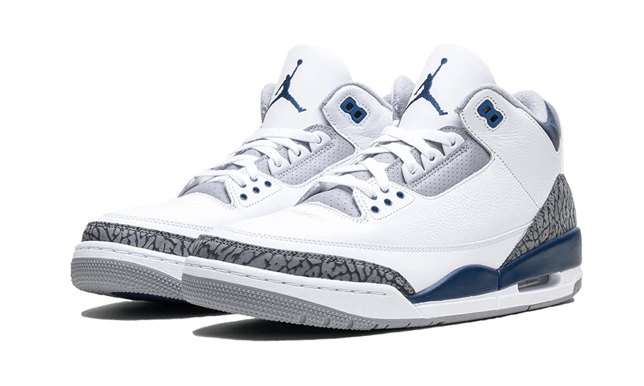 Air Jordan 3 Retro Midnight Navy  – sneaker autêntico da CollectKicks