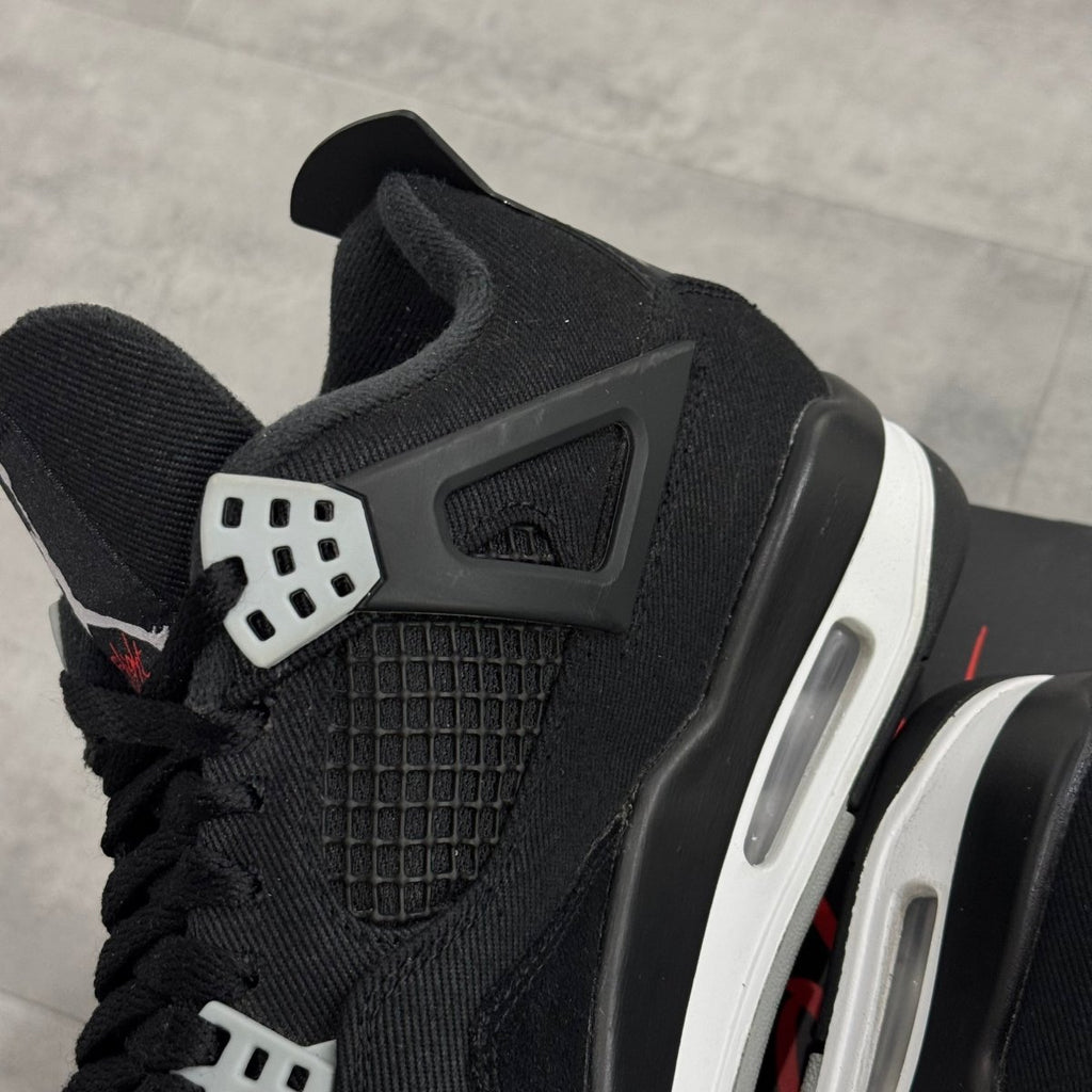 Air Jordan 4 Black Canvas (41) - Usado  – sneaker autêntico da CollectKicks