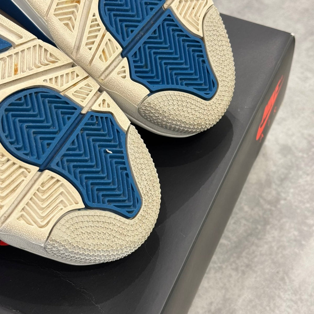 Air Jordan 4 Retro Military Blue (43) - Usado  – sneaker autêntico da CollectKicks