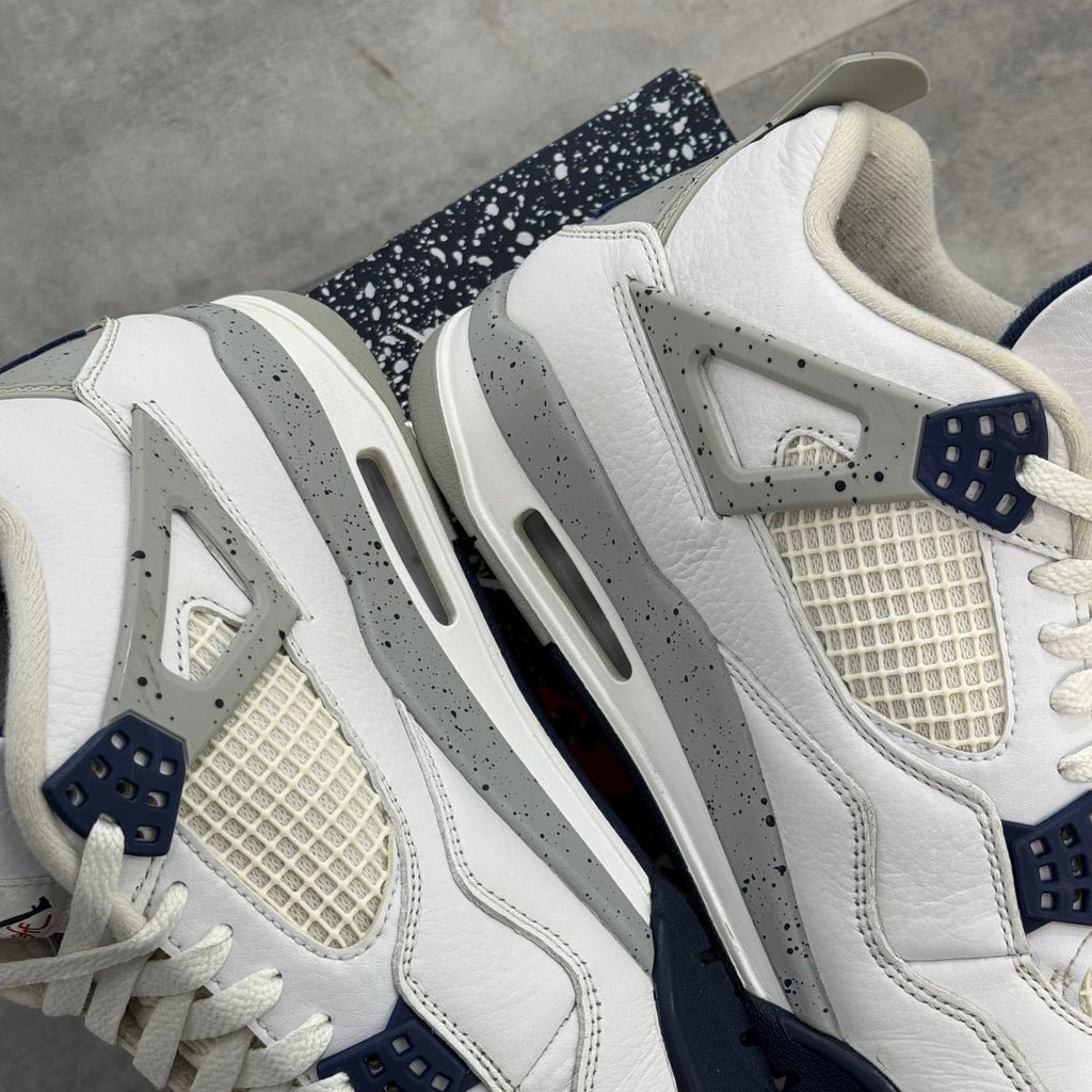 Air Jordan 4 Retro White Midnight Navy (42) - Usado  – sneaker autêntico da CollectKicks