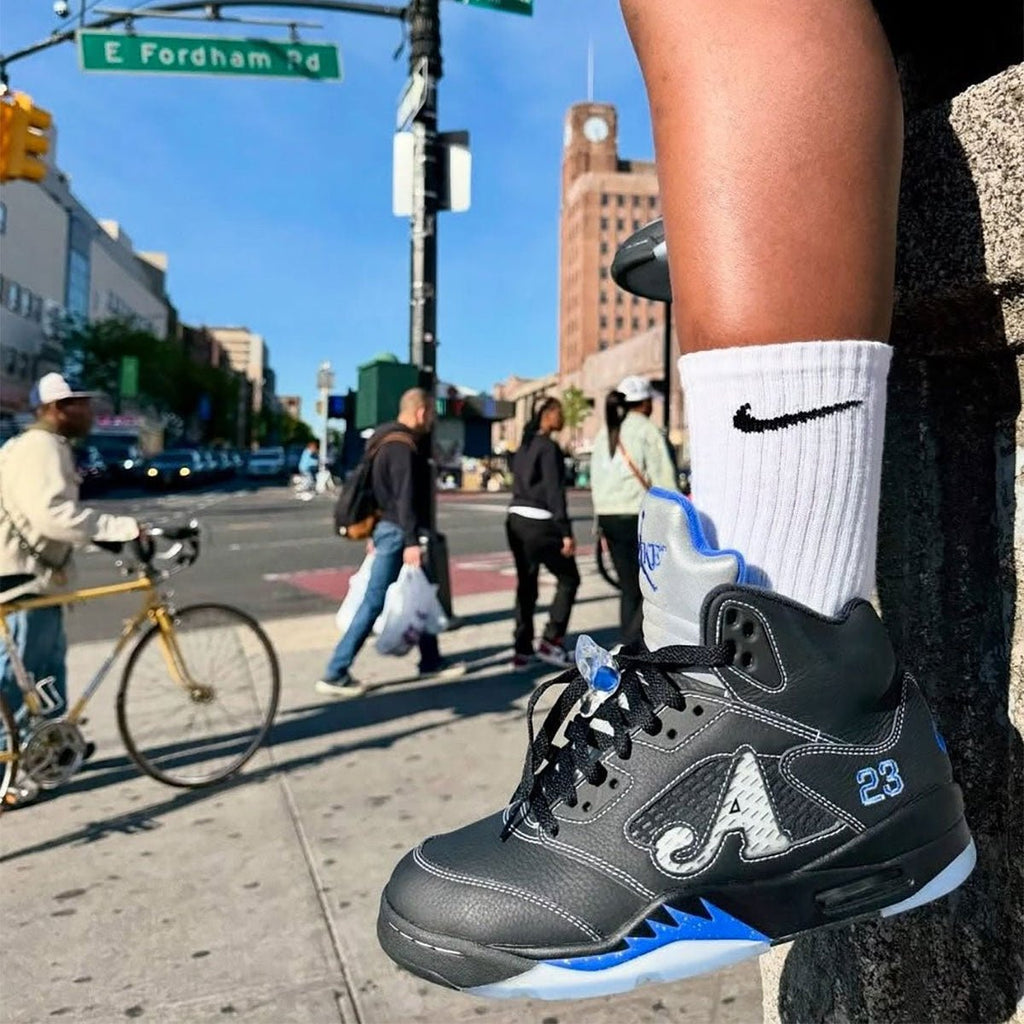 Air Jordan 5 Retro Awake NY Black DV4982-004 – sneaker autêntico da CollectKicks