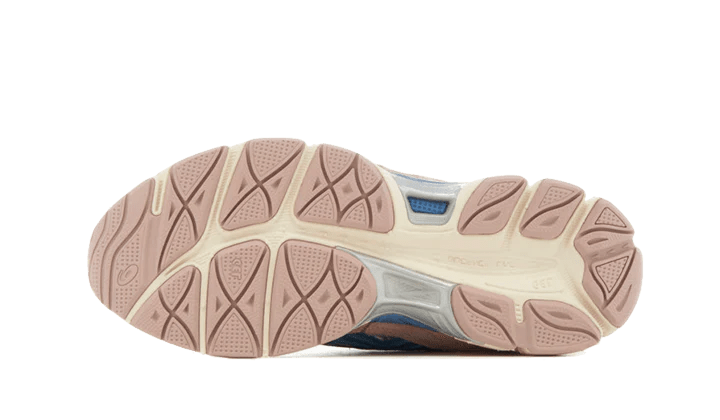 ASICS Gel - NYC Cream Grey Floss Salmon  – sneaker autêntico da CollectKicks