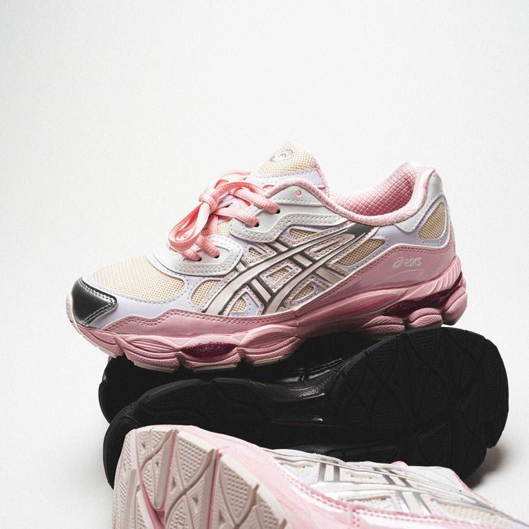 ASICS Gel-NYC Kicki Yang Zhang Pink Cream Pure Silver 1203A571-100 – sneaker autêntico da CollectKicks