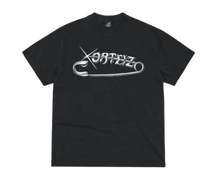 Corteiz Safety Pin Tee Black  – Streetwear na CollectKicks