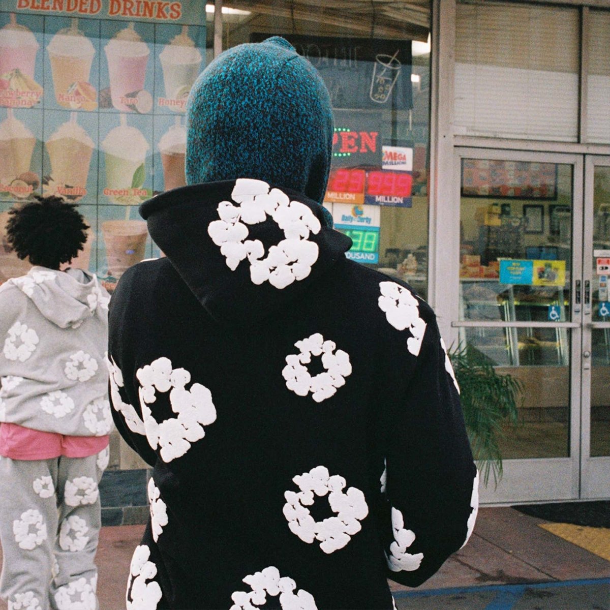 Denim Tears The Cotton Wreath Sweatshirt Black – CollectKicks