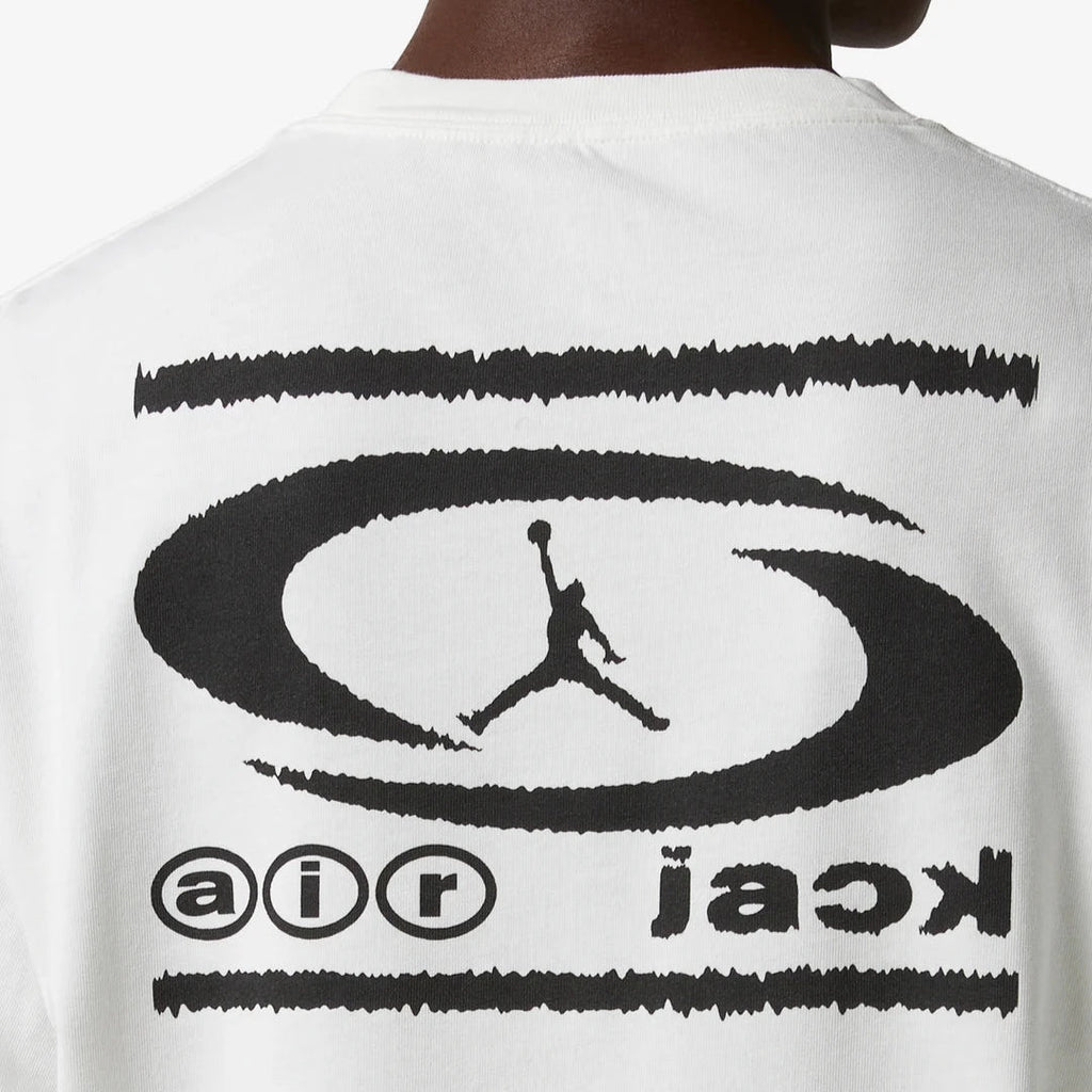 Jordan x Travis Scott T-shirt Sail  – sneaker autêntico da CollectKicks