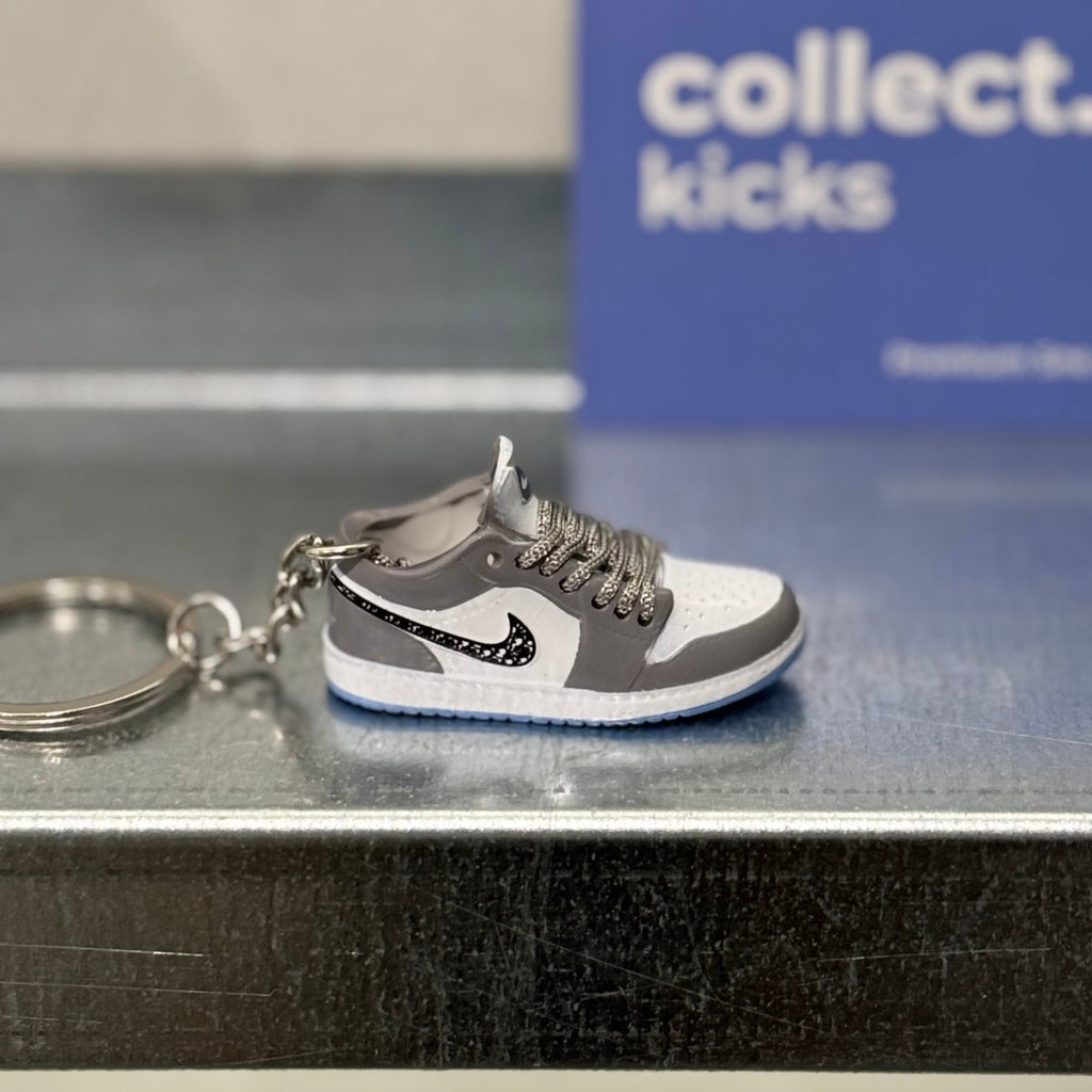 Keychain - Air Jordan 1 Low  – sneaker autêntico da CollectKicks
