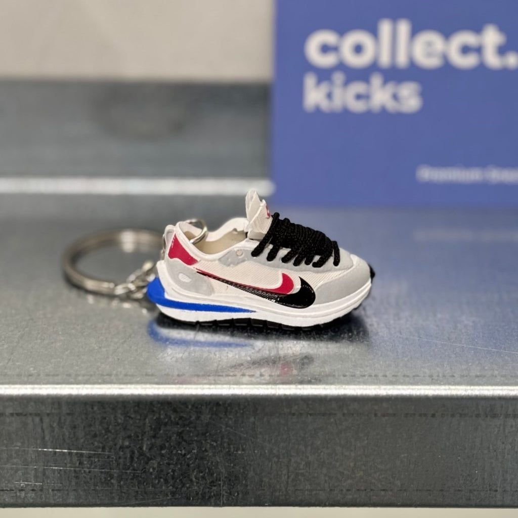 Keychain - Nike x sacai  – sneaker autêntico da CollectKicks