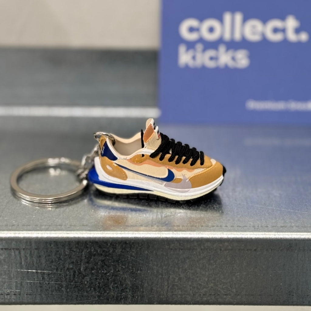 Keychain - Nike x sacai  – sneaker autêntico da CollectKicks