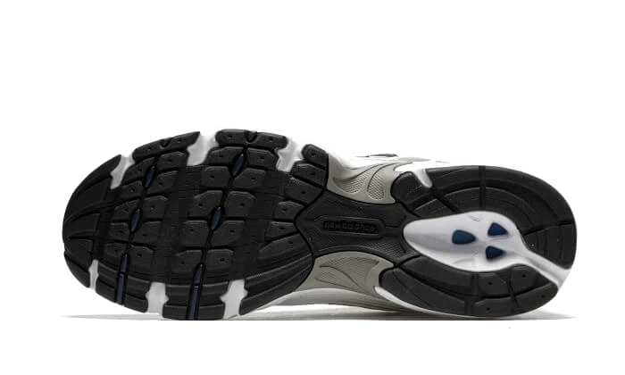 New Balance 530 White Silver Navy MR530SG – sneaker autêntico da CollectKicks